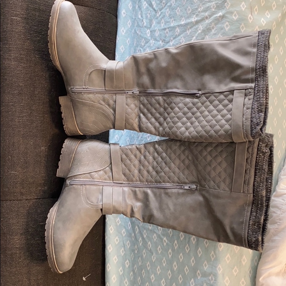 Tall boots NWOT